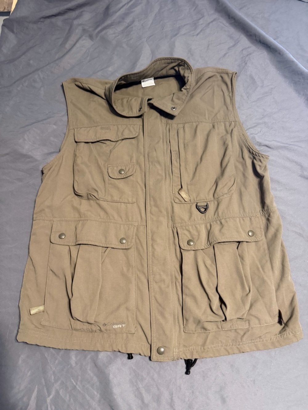 Columbia Men's Field Vest in Olive Green